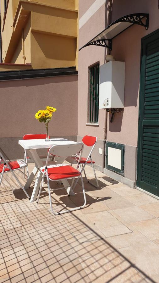 Casa Vacanze Le Cisterne Gioia Tauro Exteriör bild
